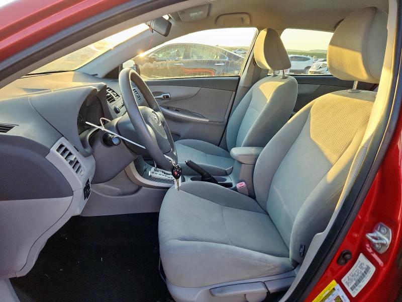 1NXBU4EE5AZ373632 - 2010 TOYOTA COROLLA BASE Rojo foto 7