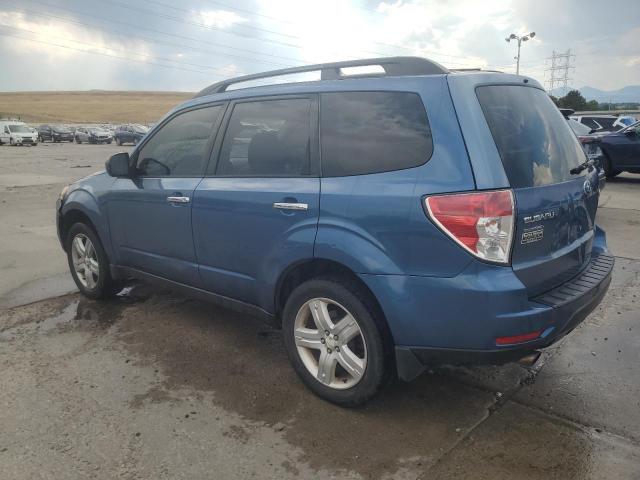 JF2SH6CC3AG787983 - 2010 SUBARU FORESTER 2.5X PREMIUM BLUE photo 2