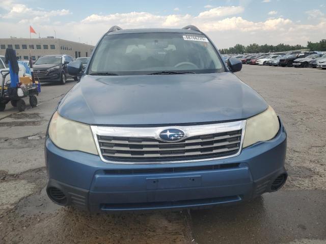 JF2SH6CC3AG787983 - 2010 SUBARU FORESTER 2.5X PREMIUM BLUE photo 5