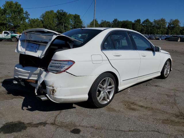 WDDGF8AB4DR245158 - 2013 MERCEDES-BENZ C300 300 4MATIC WHITE photo 3