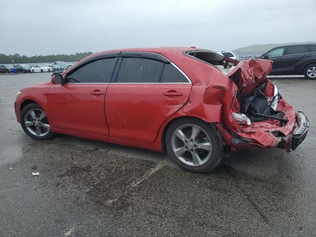 4T1BF3EK5BU610938 - 2011 TOYOTA CAMRY BASE RED photo 2