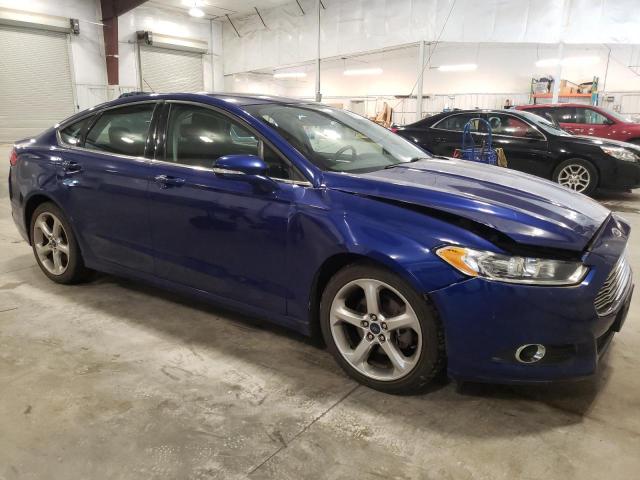 3FA6P0HD7FR225382 - 2015 FORD FUSION SE BLUE photo 4