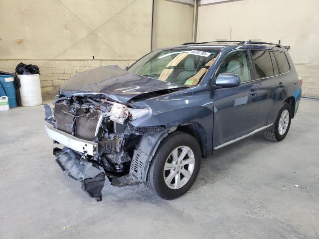 2013 TOYOTA HIGHLANDER BASE, null