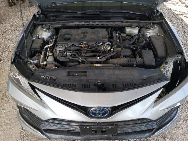 4T1F31AK1NU572777 - 2022 TOYOTA CAMRY XLE Plata foto 11