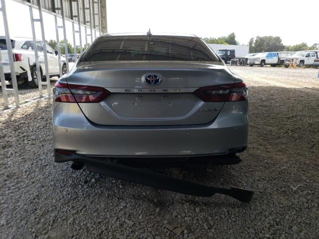 4T1F31AK1NU572777 - 2022 TOYOTA CAMRY XLE Plata foto 6