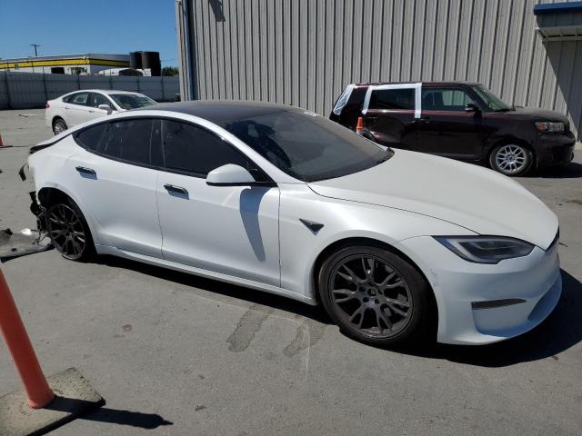 5YJSA1E57NF465156 - 2022 TESLA MODEL S თეთრი ფოტო 4