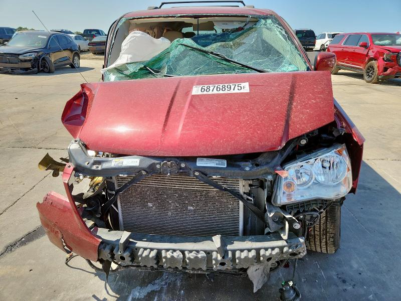 2C4RC1BG9GR282461 - 2016 CHRYSLER TOWN & COU TOURING BURGUNDY photo 5