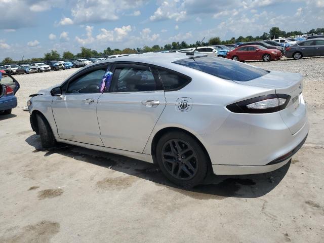 3FA6P0HR2DR257116 - 2013 FORD FUSION SE 银色 照片 2