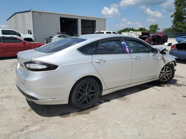 3FA6P0HR2DR257116 - 2013 FORD FUSION SE 银色 照片 3