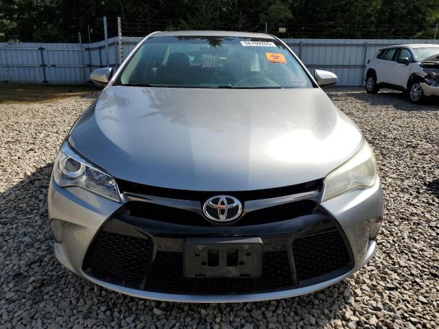 4T1BF1FK9FU894860 - 2015 TOYOTA CAMRY LE 银色 照片 5