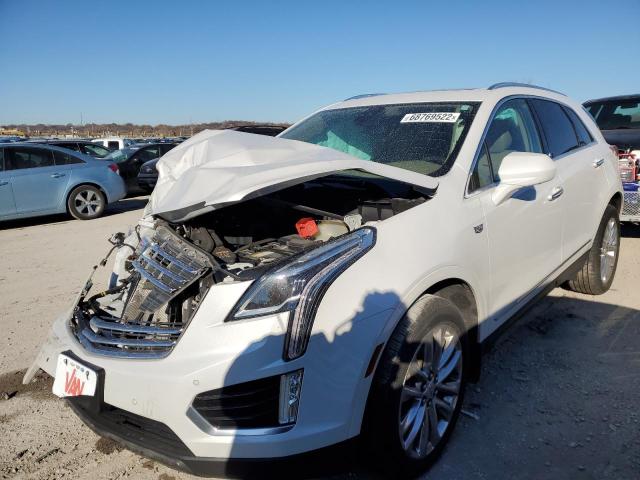 1GYKNFRS9HZ105588 - 2017 CADILLAC XT5 PLATINUM WHITE photo 1