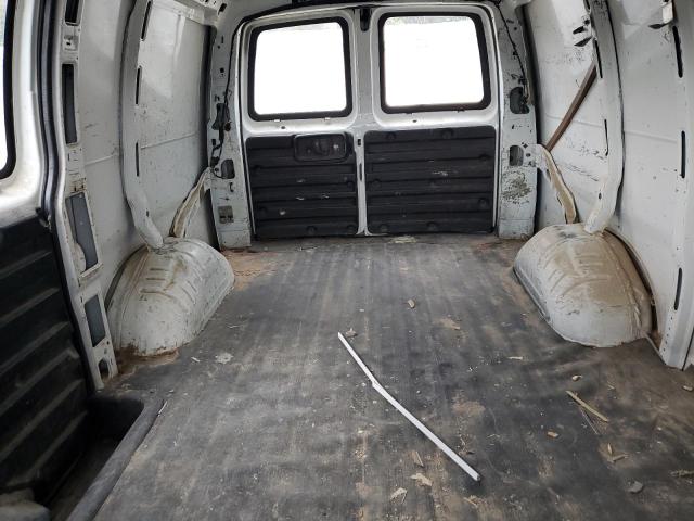 1GCWGFBA3D1100818 - 2013 CHEVROLET EXPRESS G2500 白色 照片 10