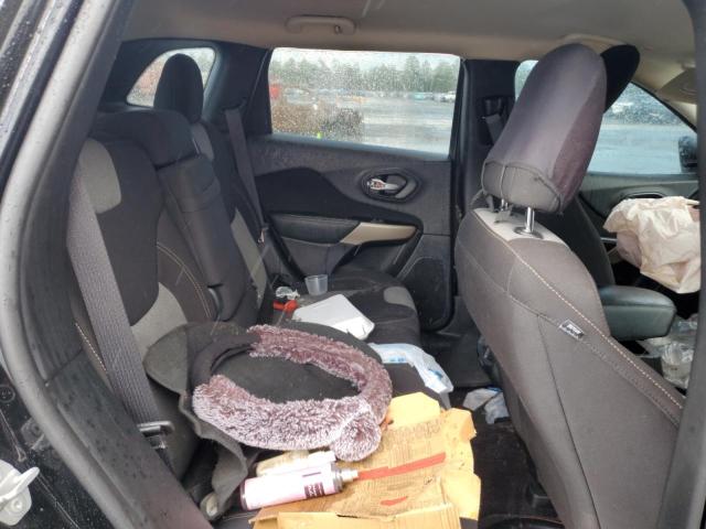 1C4PJLCB3JD545131 - 2018 JEEP CHEROKEE LATITUDE أسود صورة 11