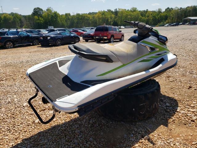 YAMA3157C818 - 2018 YAMAHA WAVERUNNER WHITE photo 4