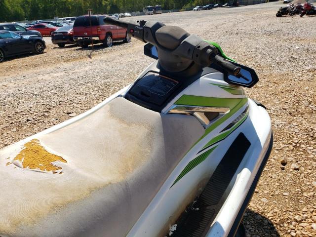 YAMA3157C818 - 2018 YAMAHA WAVERUNNER WHITE photo 5