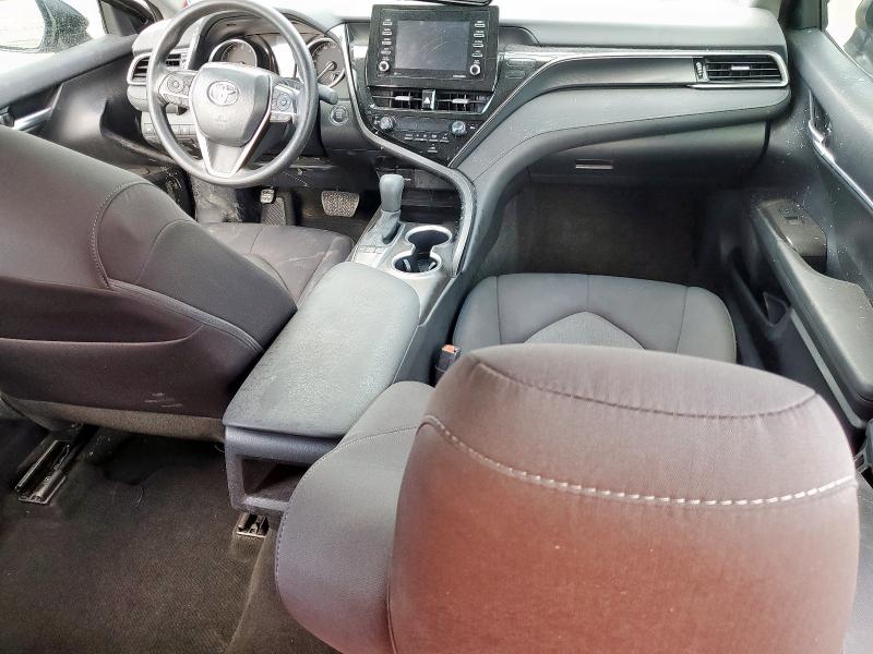 4T1R11AK4RU215862 - 2024 TOYOTA CAMRY LE BLACK photo 8