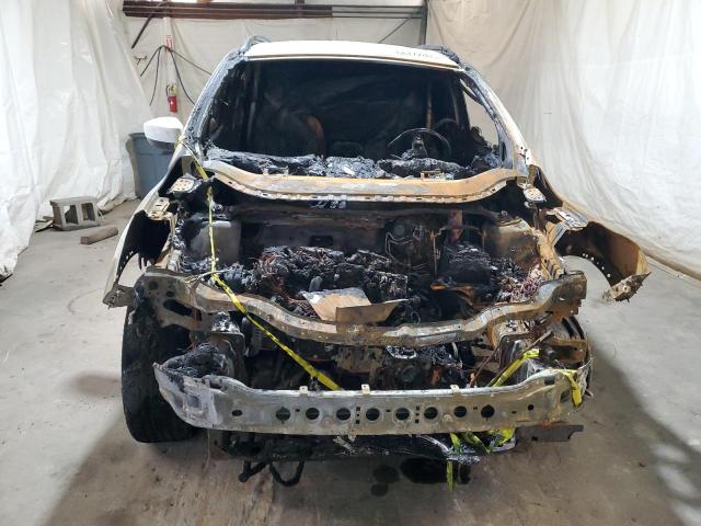 1FMCU9GD8JUB34565 - 2018 FORD ESCAPE SE Սպիտակ լուսանկար 5