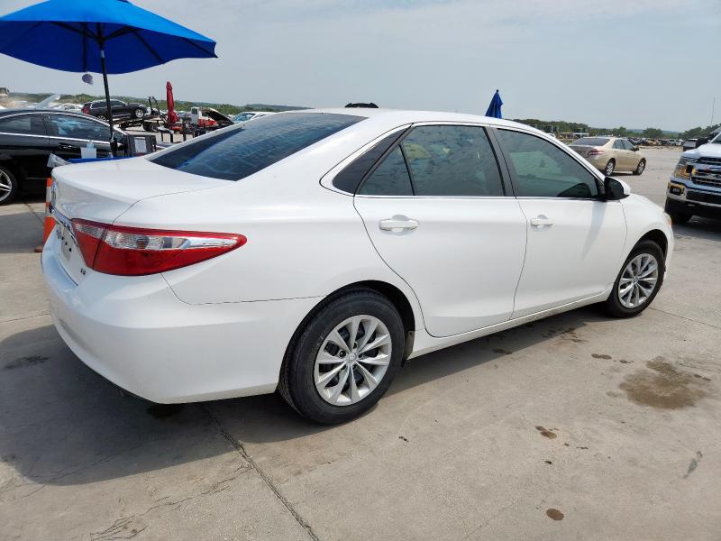 4T1BF1FK2HU424625 - 2017 TOYOTA CAMRY LE WHITE photo 3
