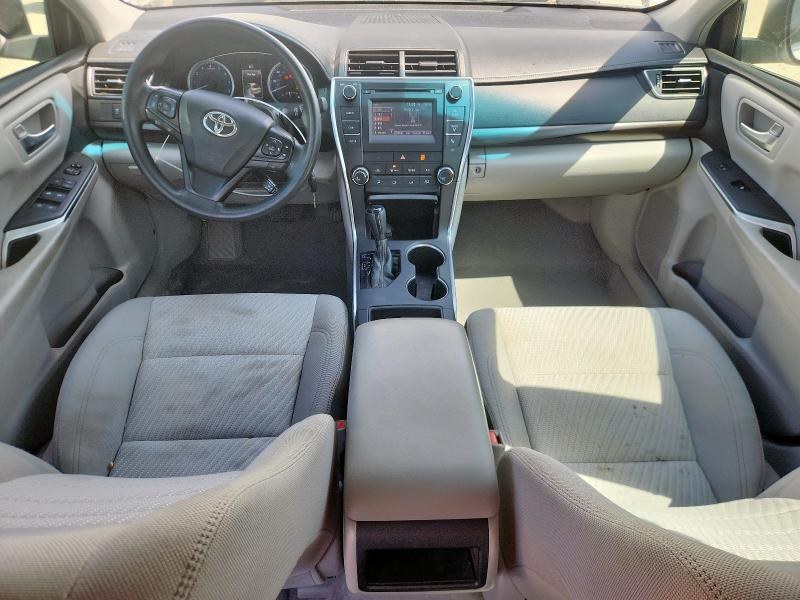 4T1BF1FK2HU424625 - 2017 TOYOTA CAMRY LE WHITE photo 8