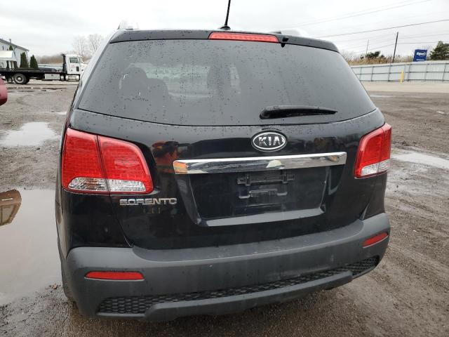 5XYKTDA28CG280370 - 2012 KIA SORENTO BASE BLACK photo 6