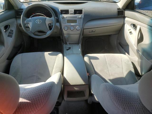 4T1BF3EK4BU678986 - 2011 TOYOTA CAMRY BASE SILVER photo 8