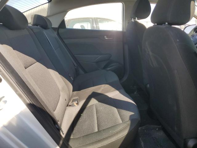 3KPC24A33KE052157 - 2019 HYUNDAI ACCENT SE Argent photo 10