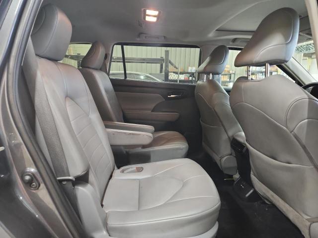 5TDGZRAHXLS005110 - 2020 TOYOTA HIGHLANDER XLE GRAY photo 11