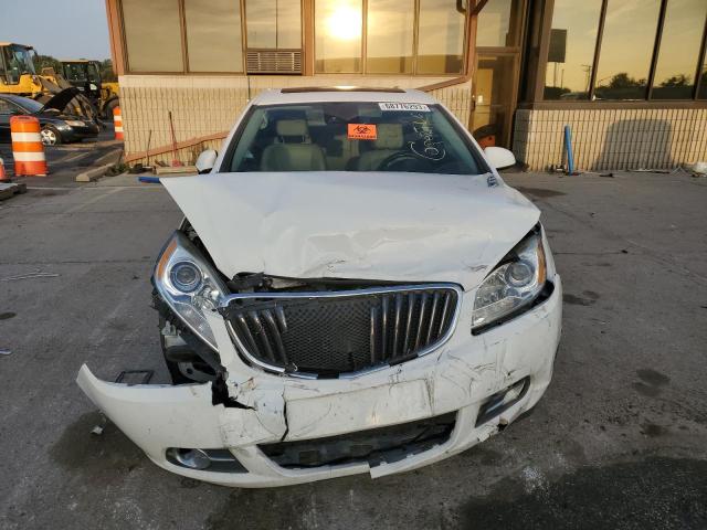 1G4PR5SK5E4212176 - 2014 BUICK VERANO CONVENIENCE WHITE photo 5