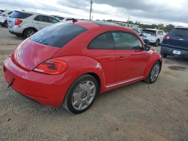 3VWJP7AT7DM645990 - 2013 VOLKSWAGEN BEETLE RED photo 3