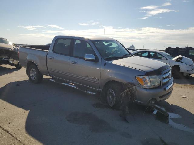 5TBET34186S523928 - 2006 TOYOTA TUNDRA DOUBLE CAB SR5 SILVER photo 4