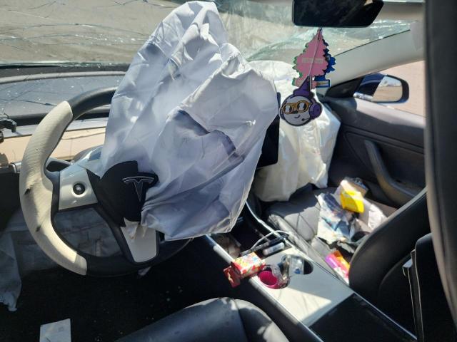 5YJ3E1EA1KF410073 - 2019 TESLA MODEL 3 Schwarz Foto 9