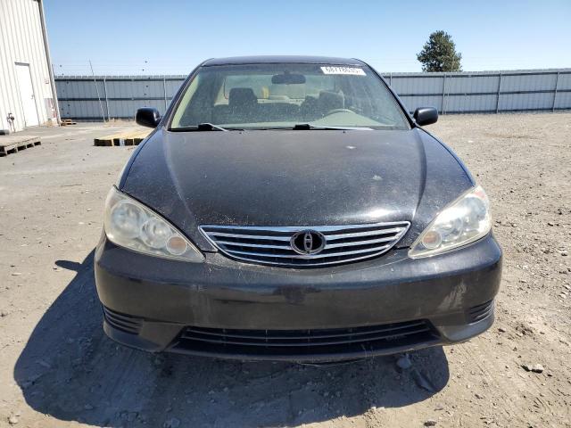 4T1BE32K05U081426 - 2005 TOYOTA CAMRY LE BLACK photo 5