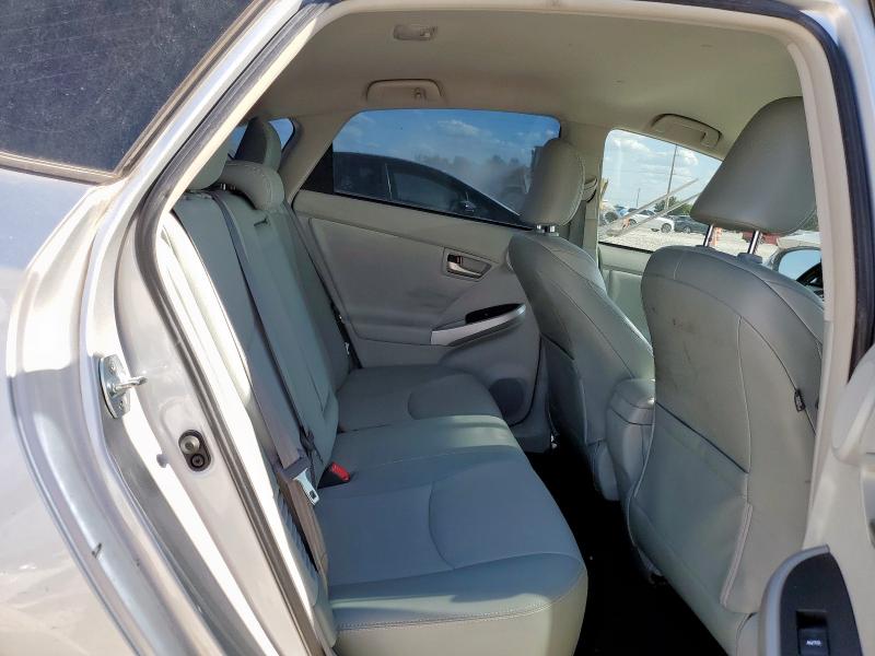 JTDKN3DU7D5557540 - 2013 TOYOTA PRIUS SILVER photo 10