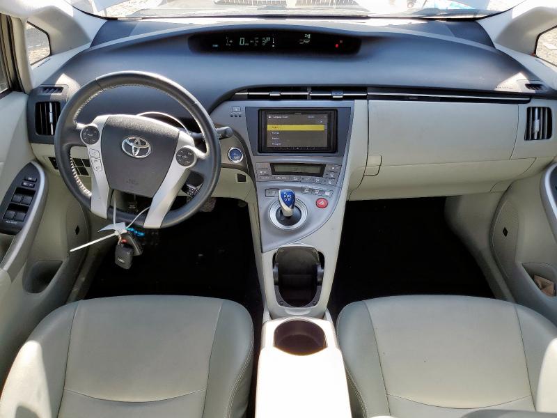 JTDKN3DU7D5557540 - 2013 TOYOTA PRIUS SILVER photo 8