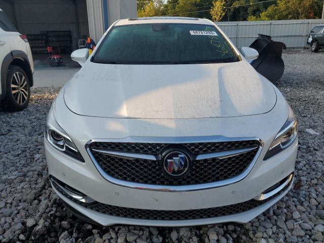 1G4ZV5SS3KU104817 - 2019 BUICK LACROSSE AVENIR WHITE photo 5