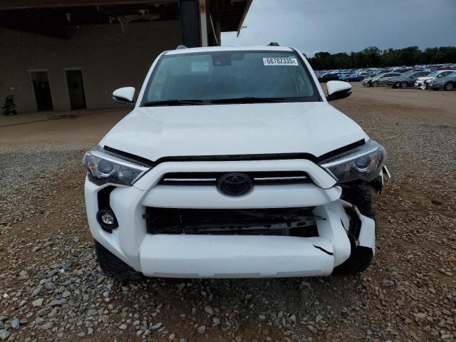 JTEFU5JR1P5283915 - 2023 TOYOTA 4RUNNER SR5 WHITE photo 5