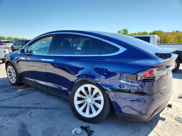 5YJXCBE28JF115377 - 2018 TESLA MODEL X Mavi fotoğraf 2