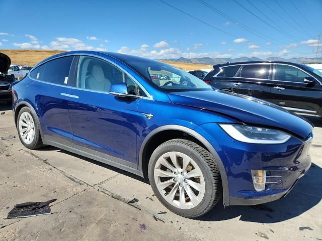 5YJXCBE28JF115377 - 2018 TESLA MODEL X Mavi fotoğraf 4