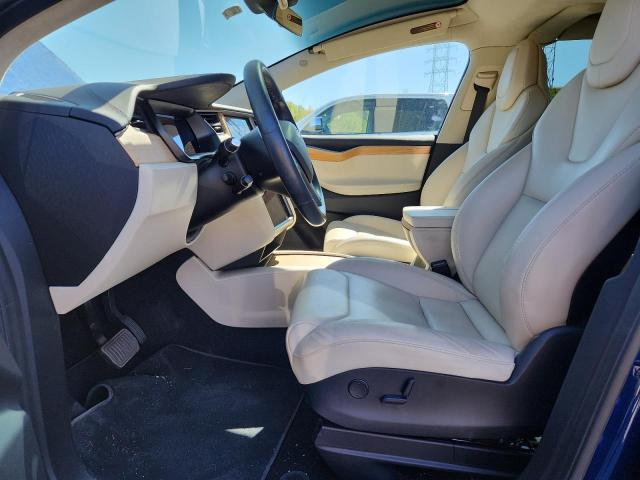 5YJXCBE28JF115377 - 2018 TESLA MODEL X Mavi fotoğraf 7