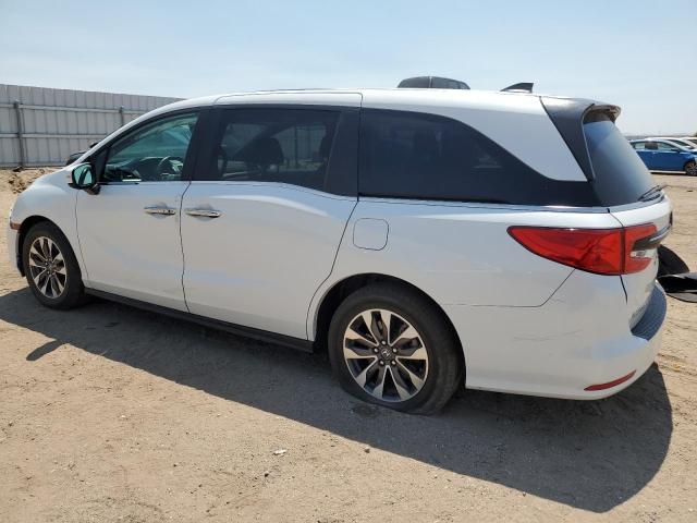 5FNRL6H73MB033715 - 2021 HONDA ODYSSEY EXL WHITE photo 2