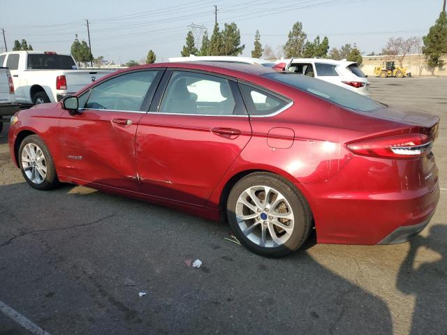 3FA6P0LU9KR210867 - 2019 FORD FUSION SE RED photo 2