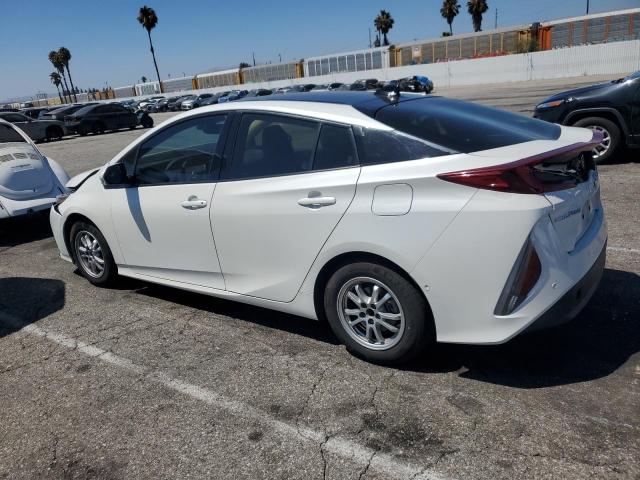 JTDKARFP4K3118388 - 2019 TOYOTA PRIUS PRIM WHITE photo 2
