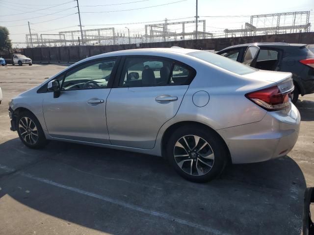 19XFB2F55DE027243 - 2013 HONDA CIVIC LX SILVER photo 2