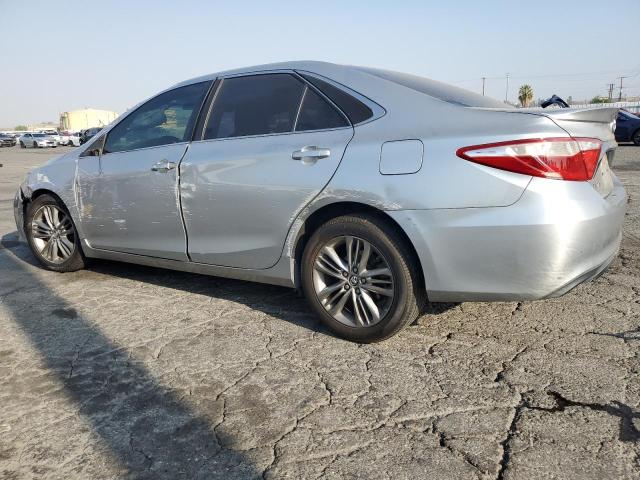4T1BF1FKXGU590969 - 2016 TOYOTA CAMRY LE 银色 照片 2