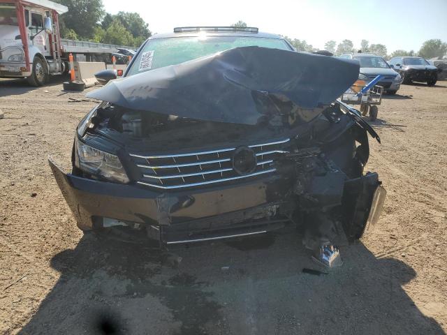 1VWBT7A38HC031800 - 2017 VOLKSWAGEN PASSAT SE BLACK photo 5