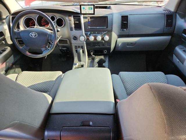 5TFUW5F14BX199335 - 2011 TOYOTA TUNDRA DOUBLE CAB SR5 RED photo 8