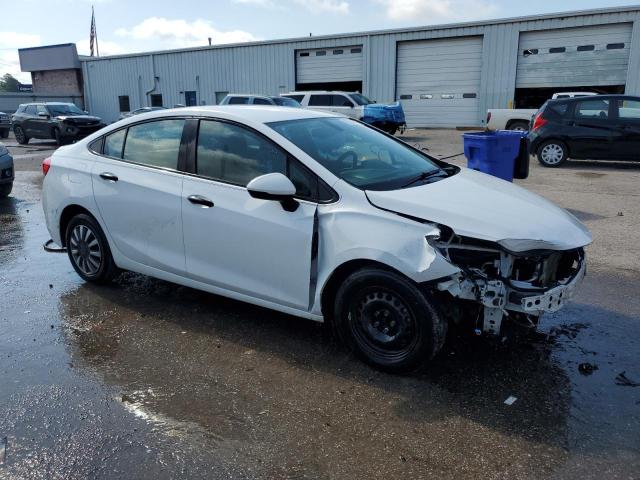 1G1BC5SM3J7111706 - 2018 CHEVROLET CRUZE LS თეთრი ფოტო 4