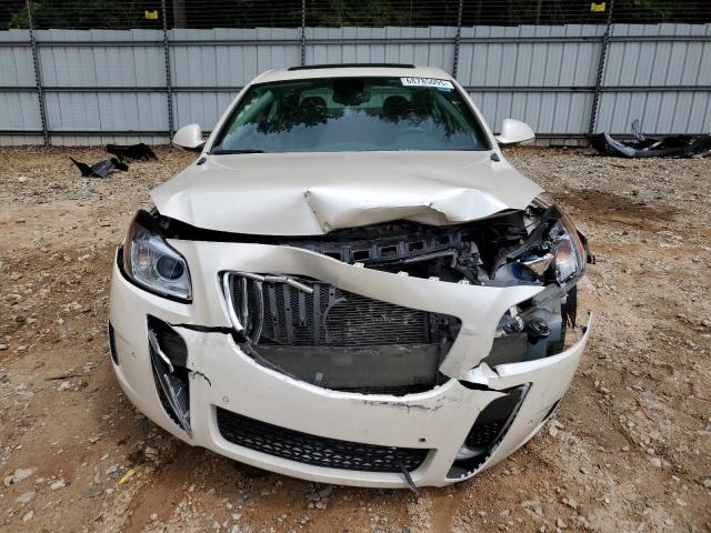 2G4GV5GV1D9213352 - 2013 BUICK REGAL GS WHITE photo 5