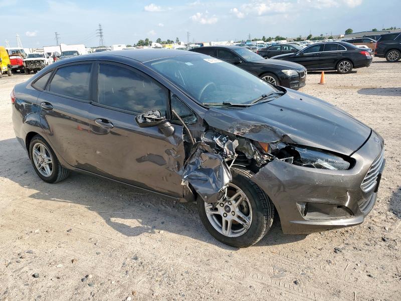3FADP4BJ9JM143012 - 2018 FORD FIESTA SE GRAY photo 4