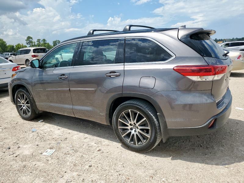 5TDJZRFH8JS897918 - 2018 TOYOTA HIGHLANDER SE 灰色 照片 2